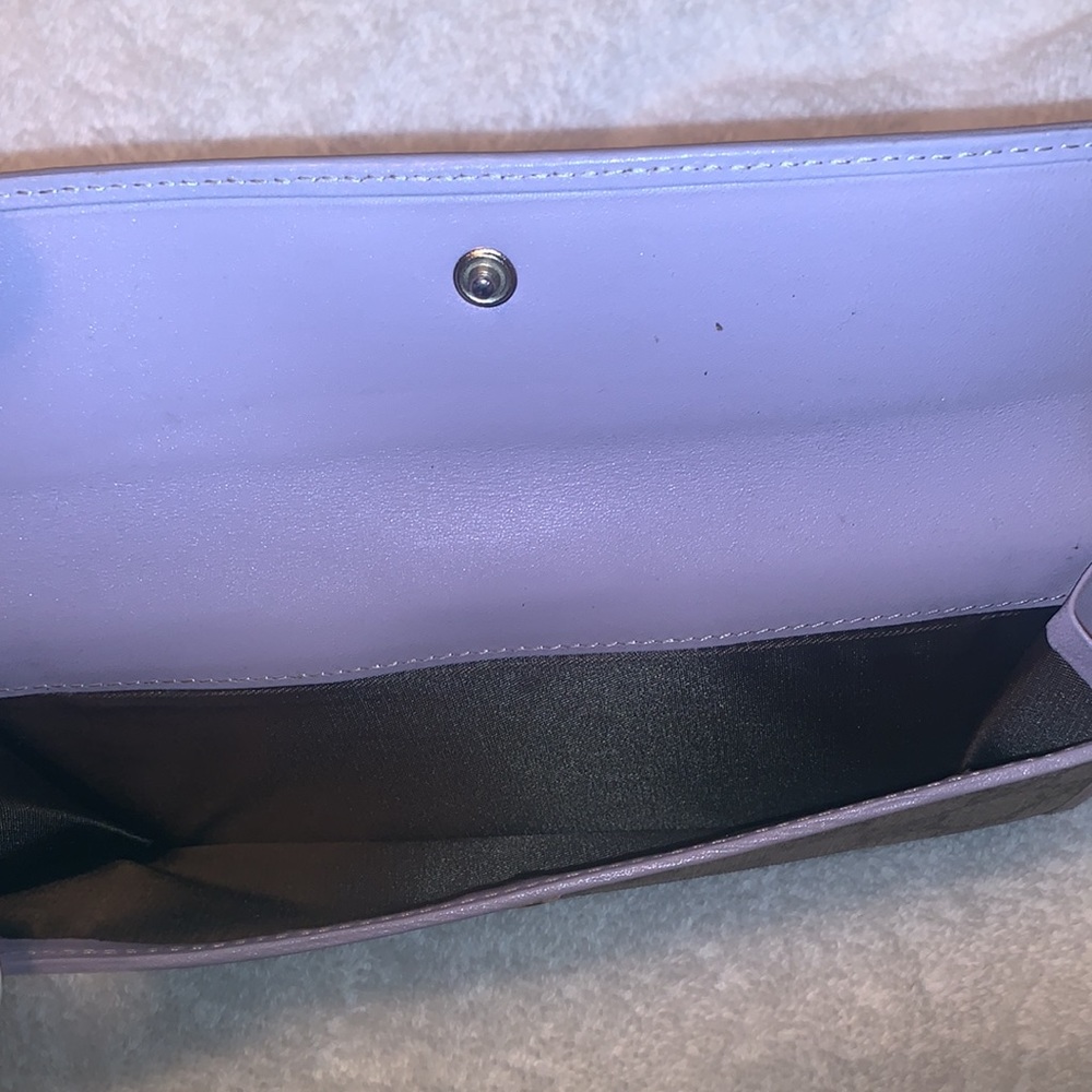 Gucci Wallet - Picture 2 of 5
